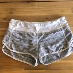 Lululemon Speed Shorts - Size 6